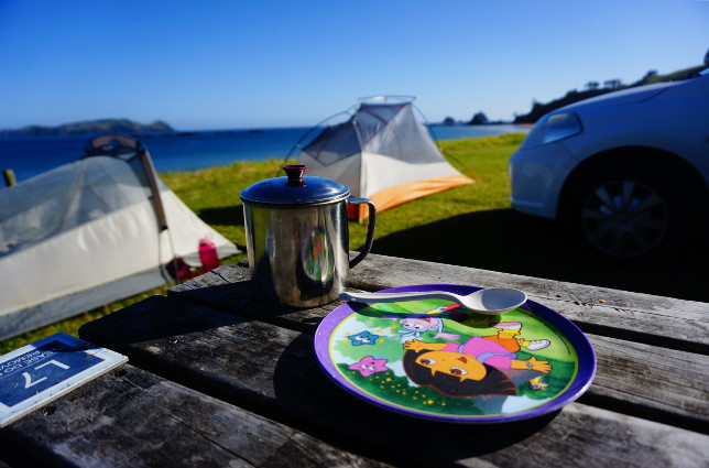 Post-breakfast-still-life at Tauranga Bay.